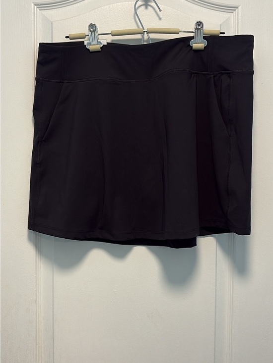 Lole Dresses & Skirts - Lole Black Athletic Skort